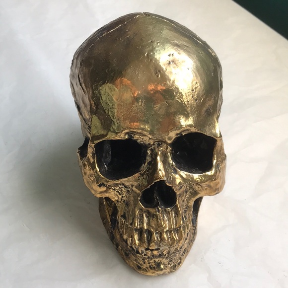 Other - Gold & Black skull decor